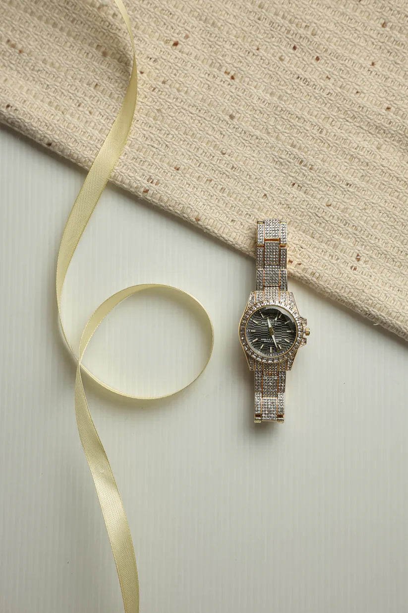 Rol-ex Lady Oyster - Black Dial