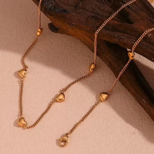 Mona Heart Necklace
